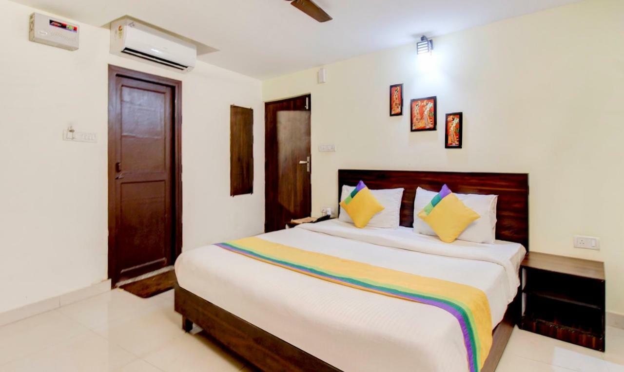 Itsy Hotels Royal Monarch Gorakhpur Exterior foto